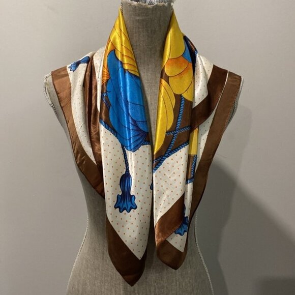 Vintage Print Square Scarf SZ 29.5x29 - Picture 5 of 11